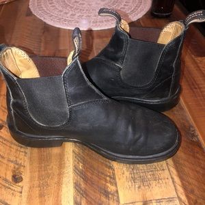 Blundstones